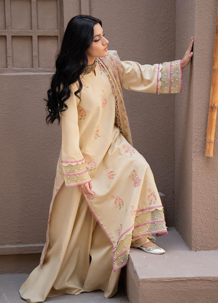 Surmai By Humdum Embroidered Lawn Suits Unstitched 3 Piece HD23S D-7 - Summer Collection