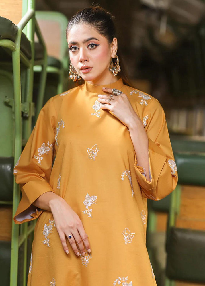 Surmai Pret Embroidered Lawn 2 Piece Suit SUR23CP SULP-06-VOL-05