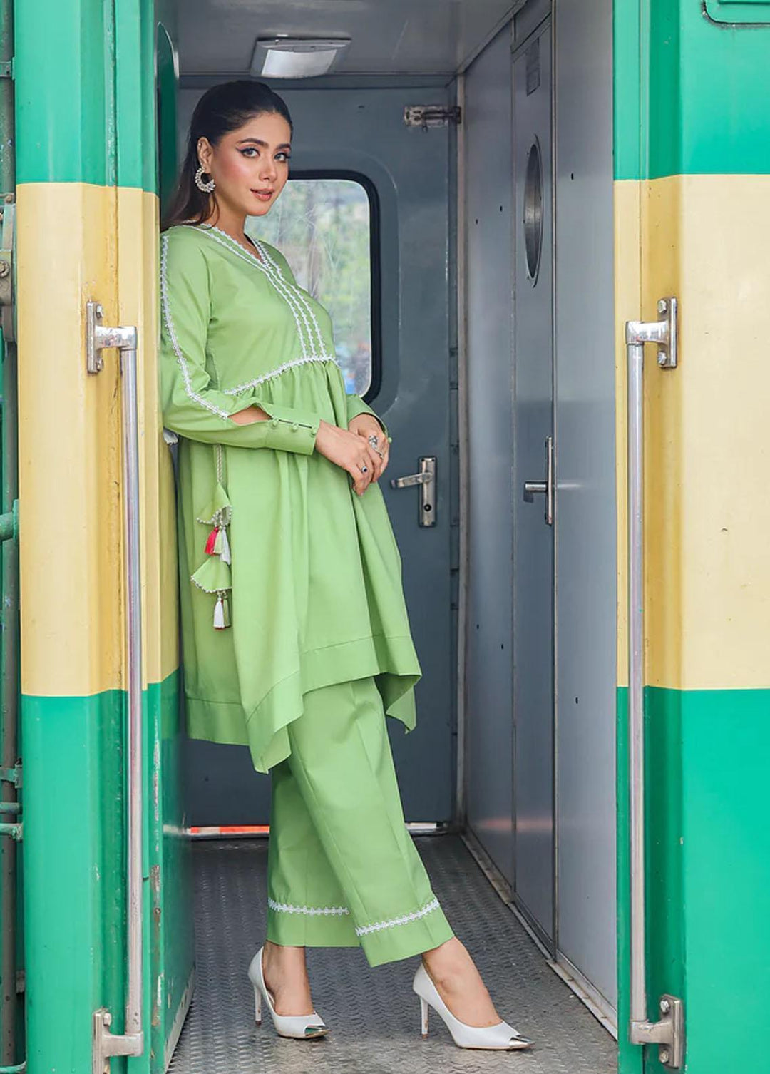 Surmai Pret Dyed Lawn 2 Piece Suit SUR23CP SULP-10-VOL-05