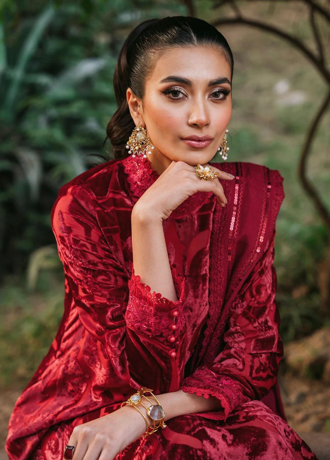 Sable Vogue Embroidered Velvet Suits Unstitched 3 Piece SV23WU SWC-04-23 - Winter Collection