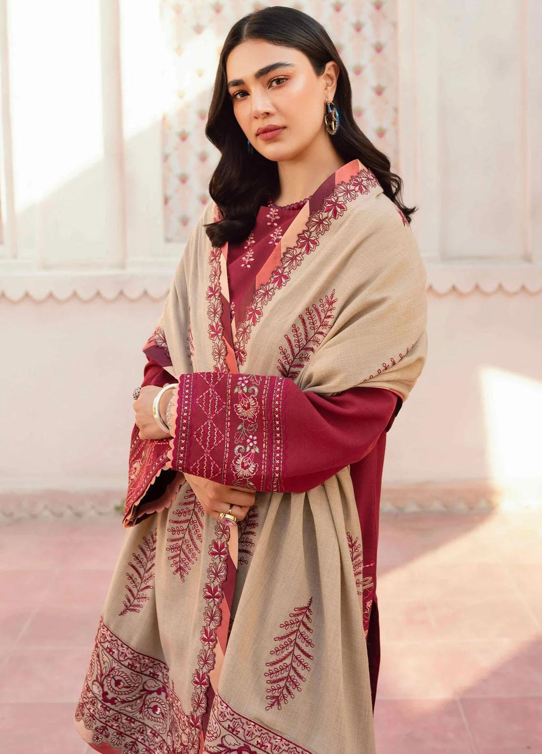 Taabeer By Seran Embroidered Khaddar Suits Unstitched 3 Piece SRN23T Nayaab - Luxury Collection