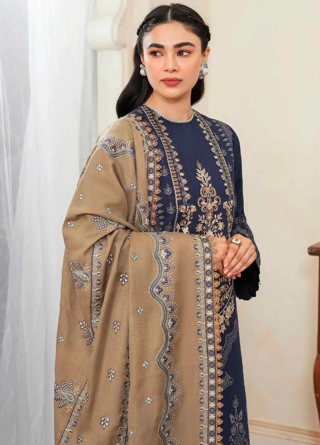 Taabeer By Seran Embroidered Khaddar Suits Unstitched 3 Piece SRN23T Riwayat - Luxury Collection