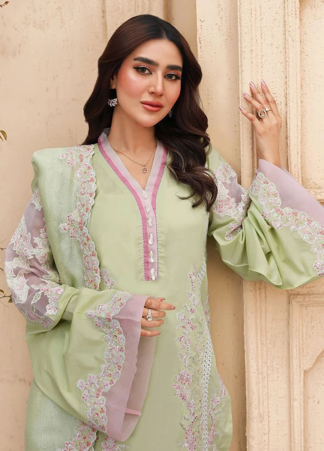 Tabeer by Mariam Malik London Pret Embroidered Lawn 3 Piece Suit Sabahat