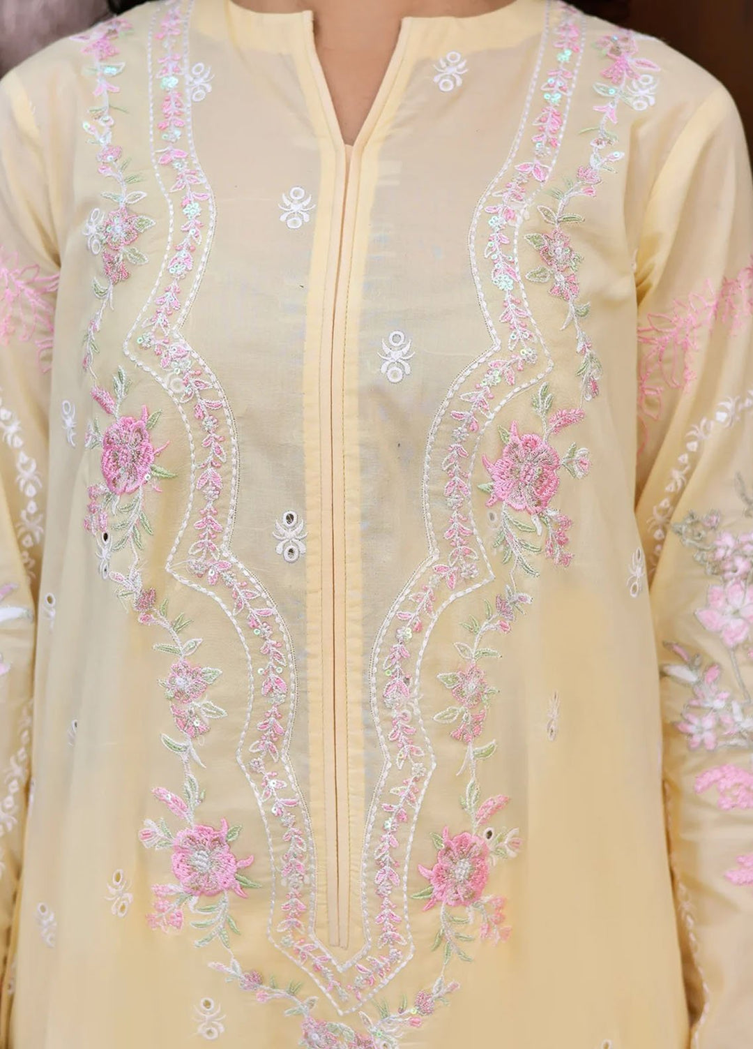 Tabeer by Mariam Malik London Pret Embroidered Lawn 3 Piece Suit Zynah