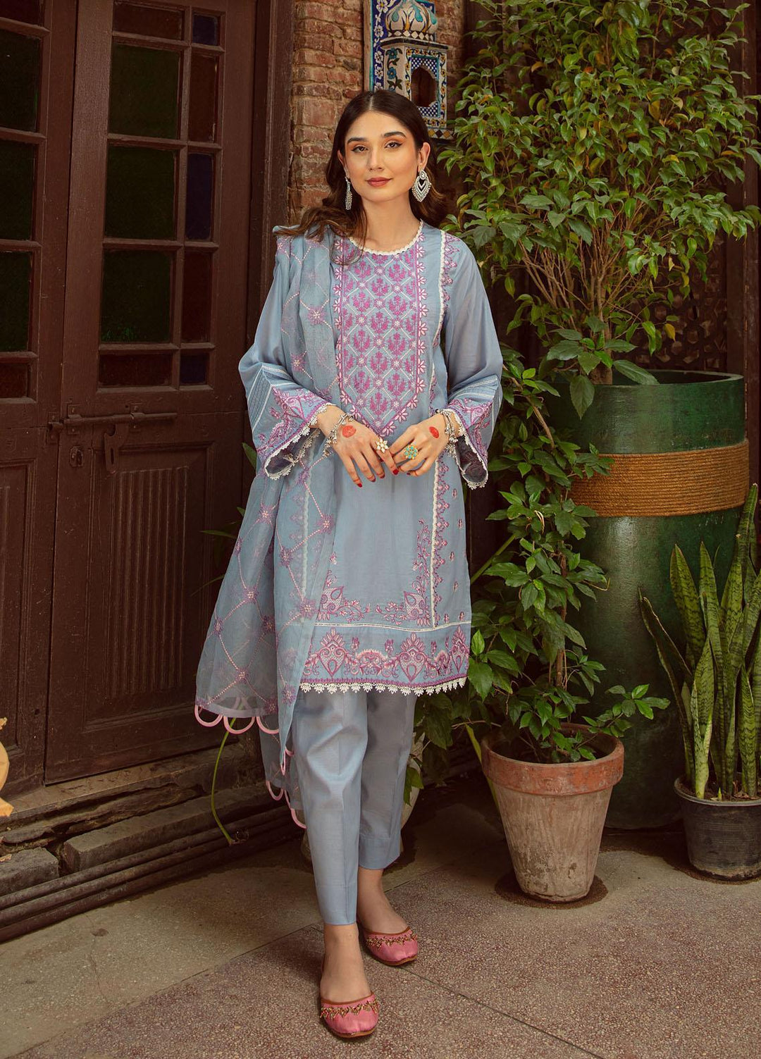 Shanyera Ready to Wear Embroidered Lawn 3 Piece Suit SHN22TB C1 - Imrozeh