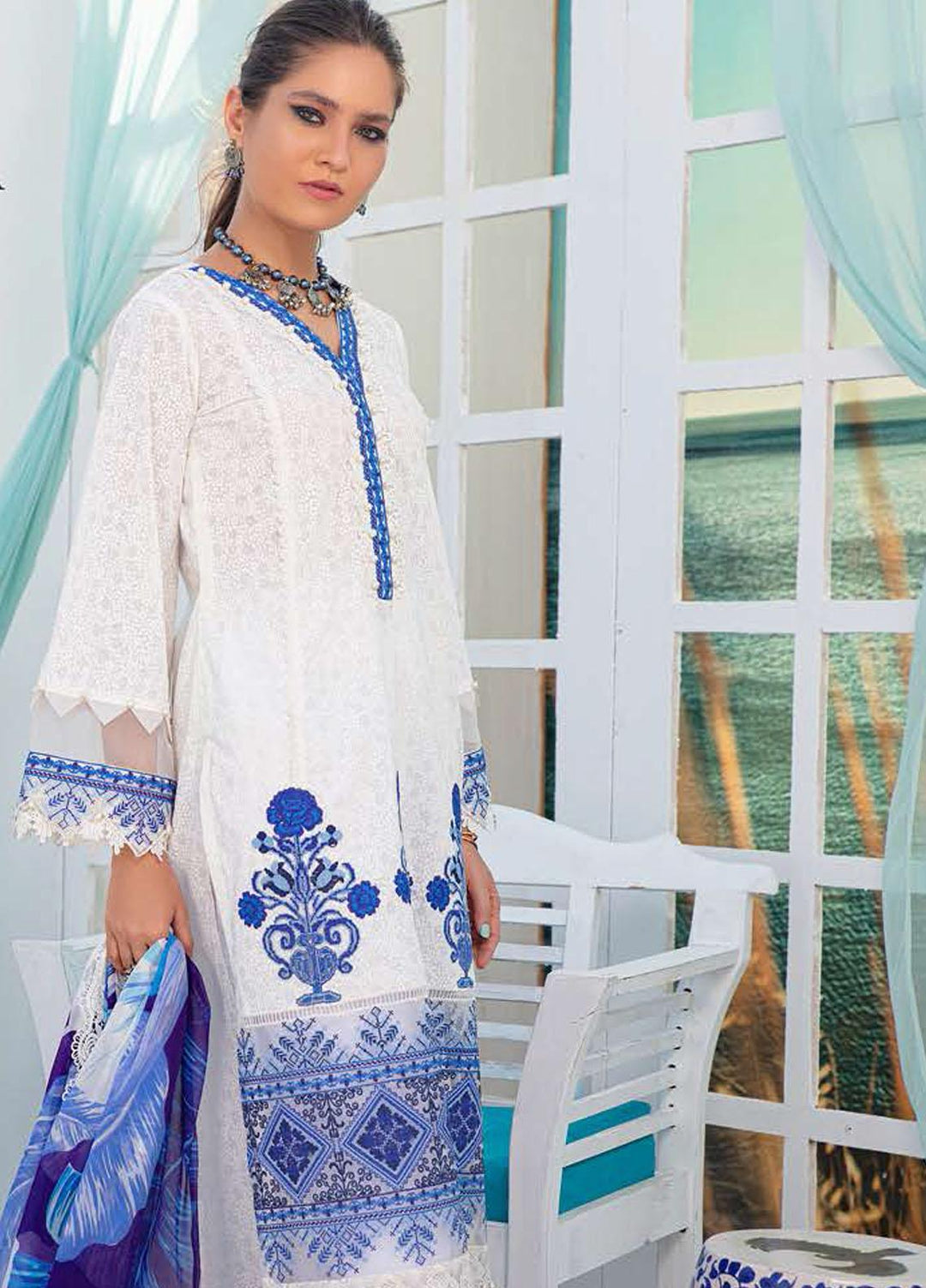 Tahra by Zainab Chottani Embroidered Lawn Suits Unstitched 3 Piece TZC21E 05 Alecia - Festive Collection