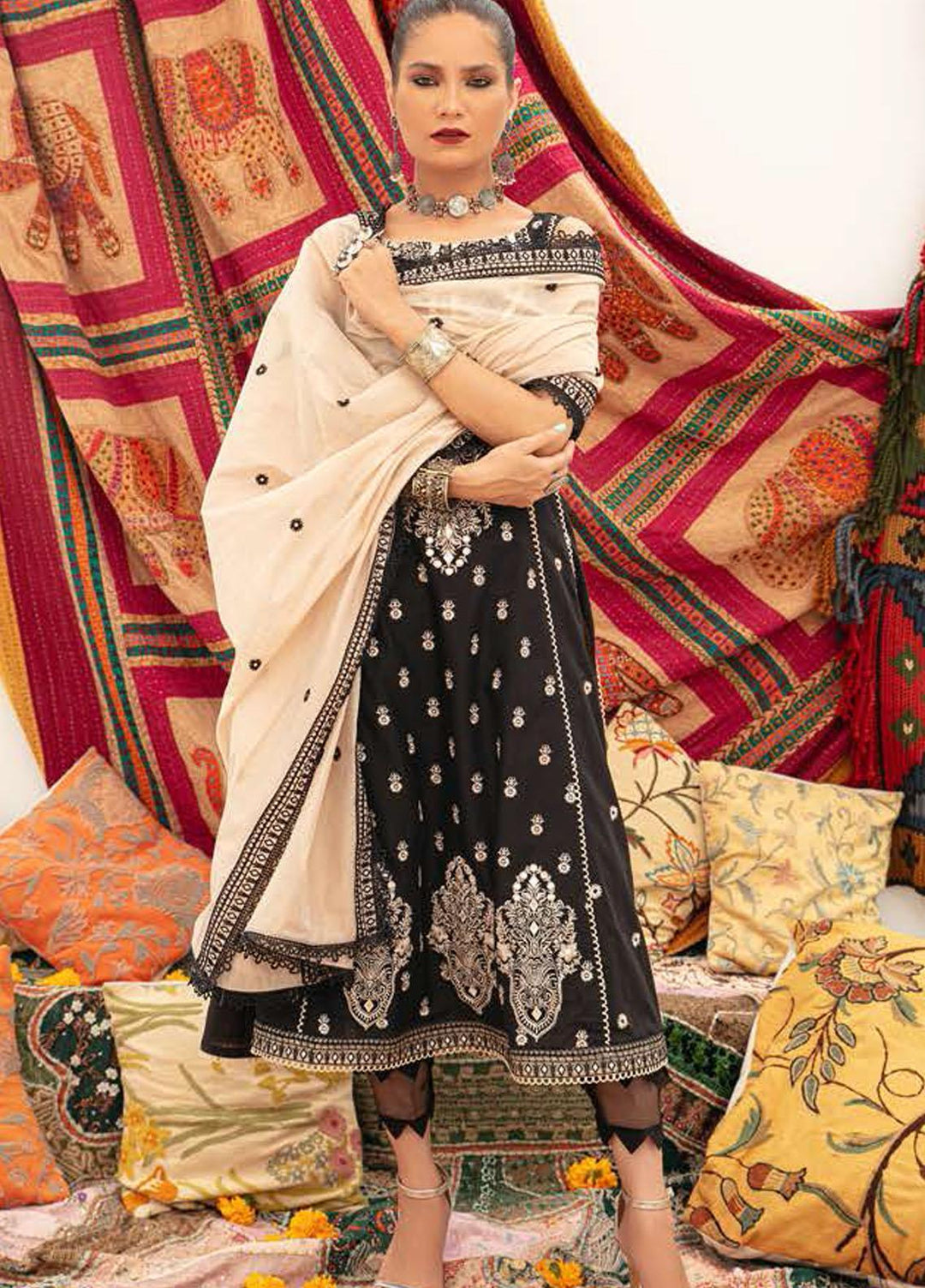 Tahra by Zainab Chottani Embroidered Lawn Suits Unstitched 3 Piece TZC21E 08 Lareen - Festive Collection