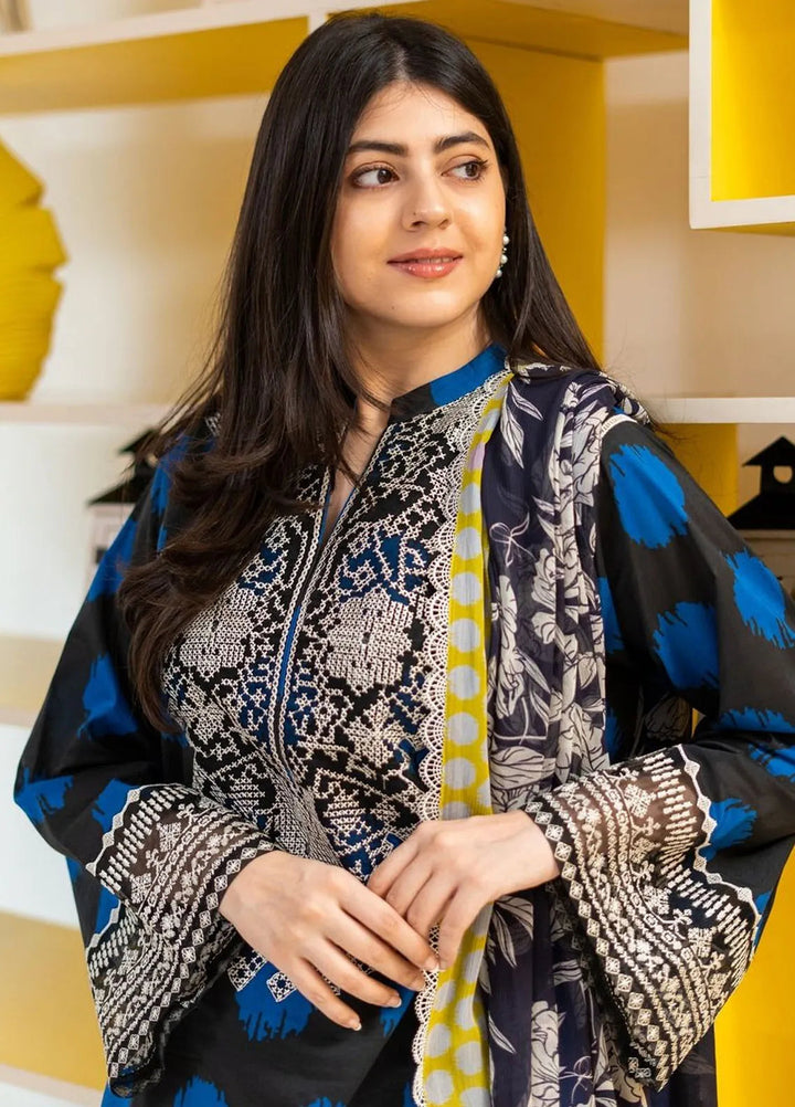 Tahra by Zainab Chottani Embroidered Lawn Suit Unstitched 3 Piece ZC24T 10B Freya - Summer Collection