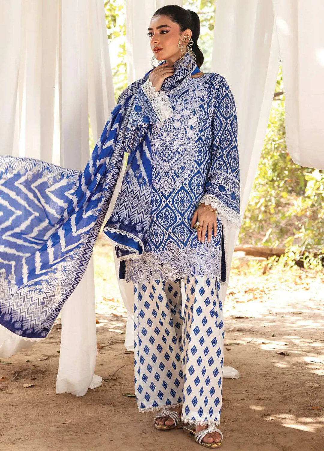 Tahra by Zainab Chottani Embroidered Lawn Suit Unstitched 3 Piece ZC24T 4A Leena - Summer Collection