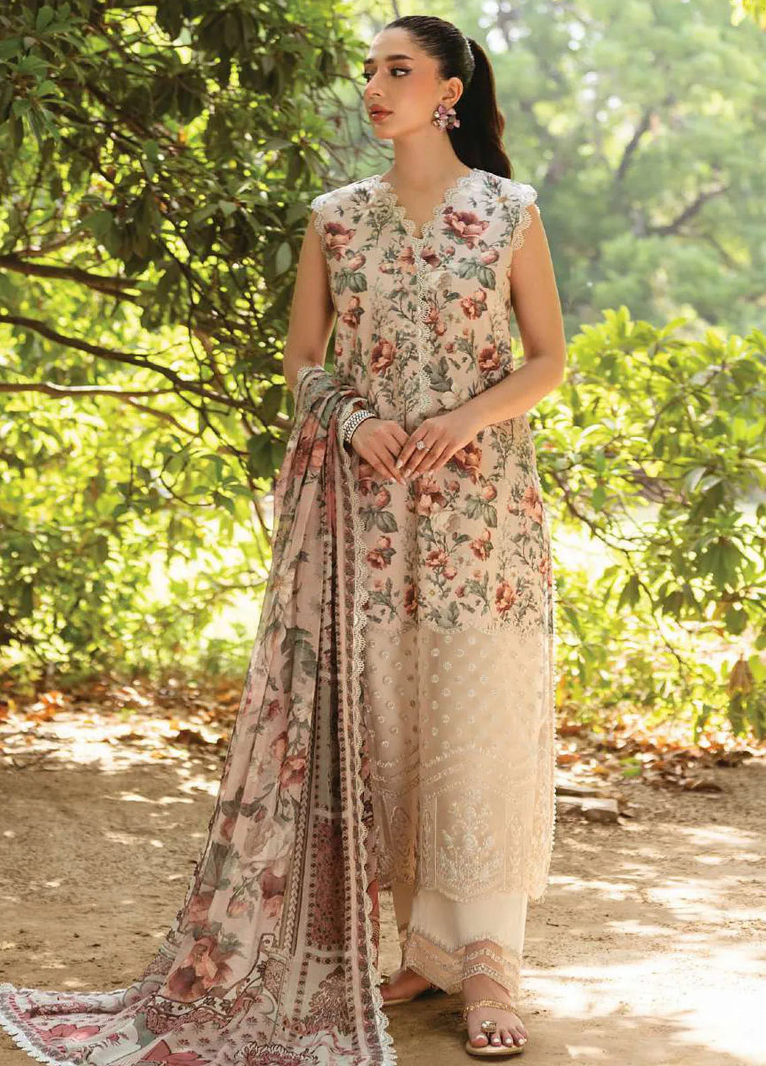 Tahra by Zainab Chottani Embroidered Lawn Suit Unstitched 3 Piece ZC24T 5B Samaha - Summer Collection