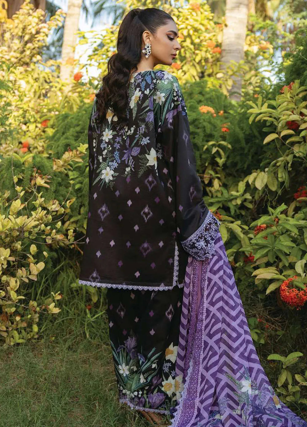 Tahra by Zainab Chottani Embroidered Lawn Suit Unstitched 3 Piece ZC24T 6B Raha - Summer Collection