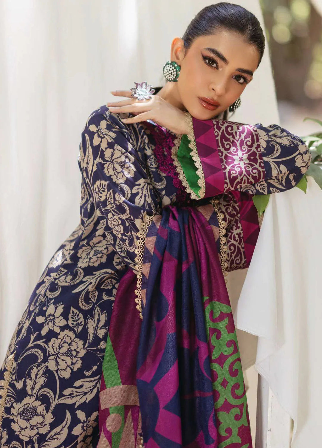 Tahra by Zainab Chottani Embroidered Lawn Suit Unstitched 3 Piece ZC24T 7B Tamara - Summer Collection