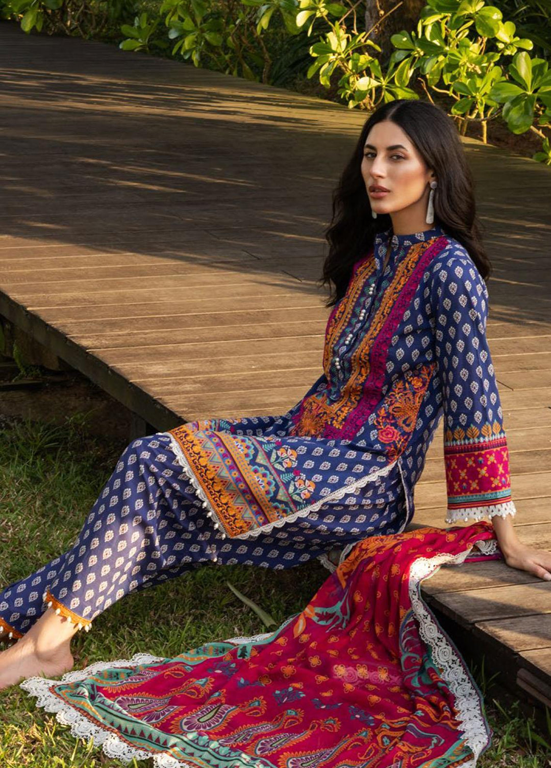 Tahra By Zainab Chottani Embroidered Lawn Suits Unstitched 3 Piece TZC22SS ETHNIC BLAZE 5A - Spring / Summer Collection