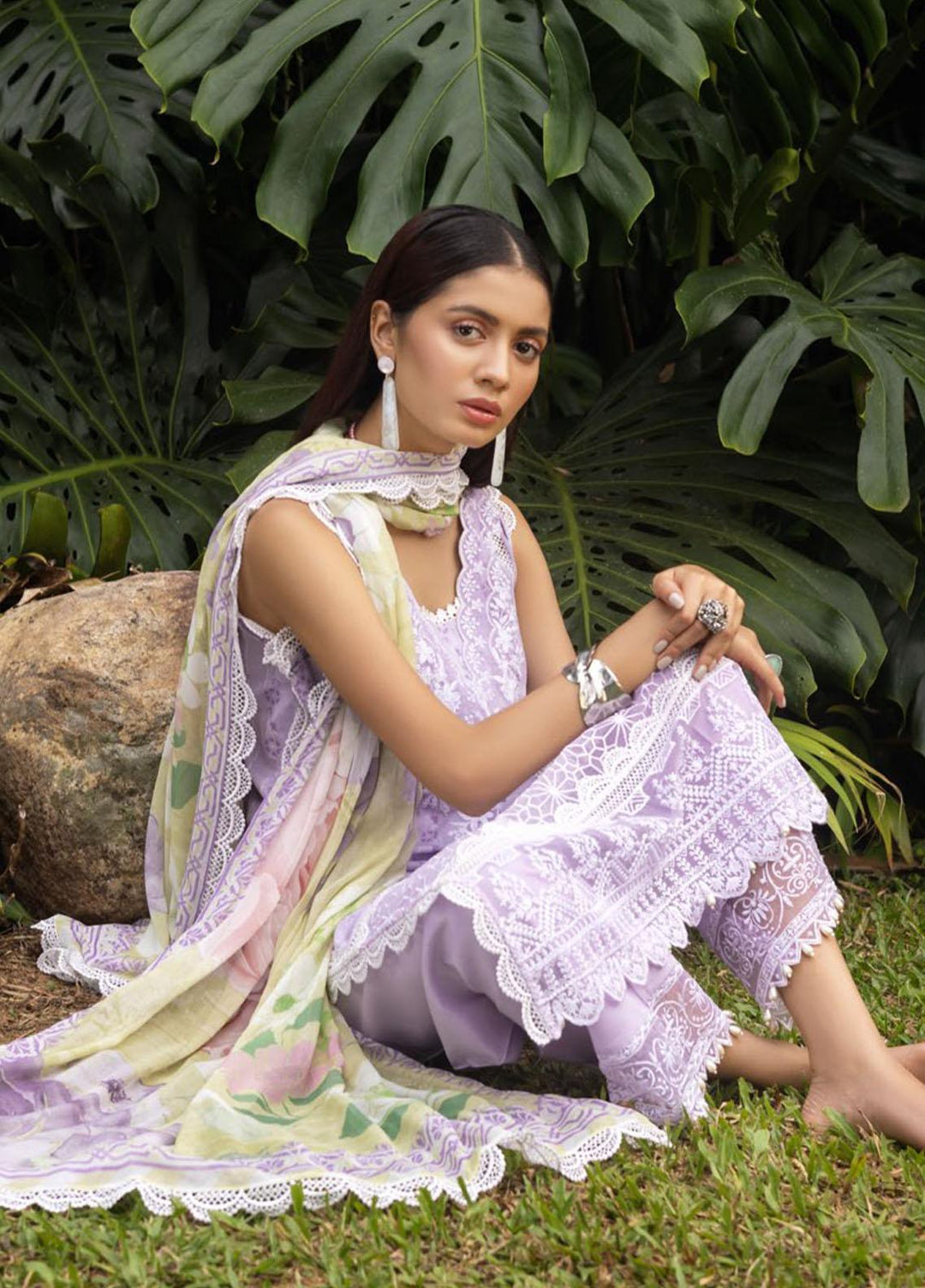 Tahra By Zainab Chottani Embroidered Lawn Suits Unstitched 3 Piece TZC22SS POPPY PETALS 6A - Spring / Summer Collection