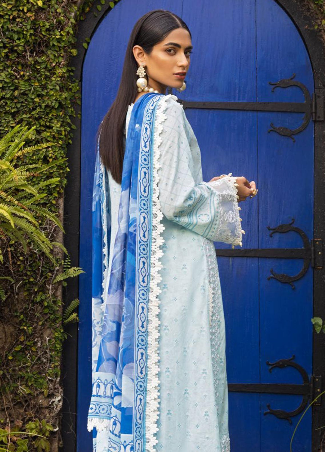 Tahra By Zainab Chottani Embroidered Lawn Suits Unstitched 3 Piece TZC22SS WILD LILY 8B - Spring / Summer Collection