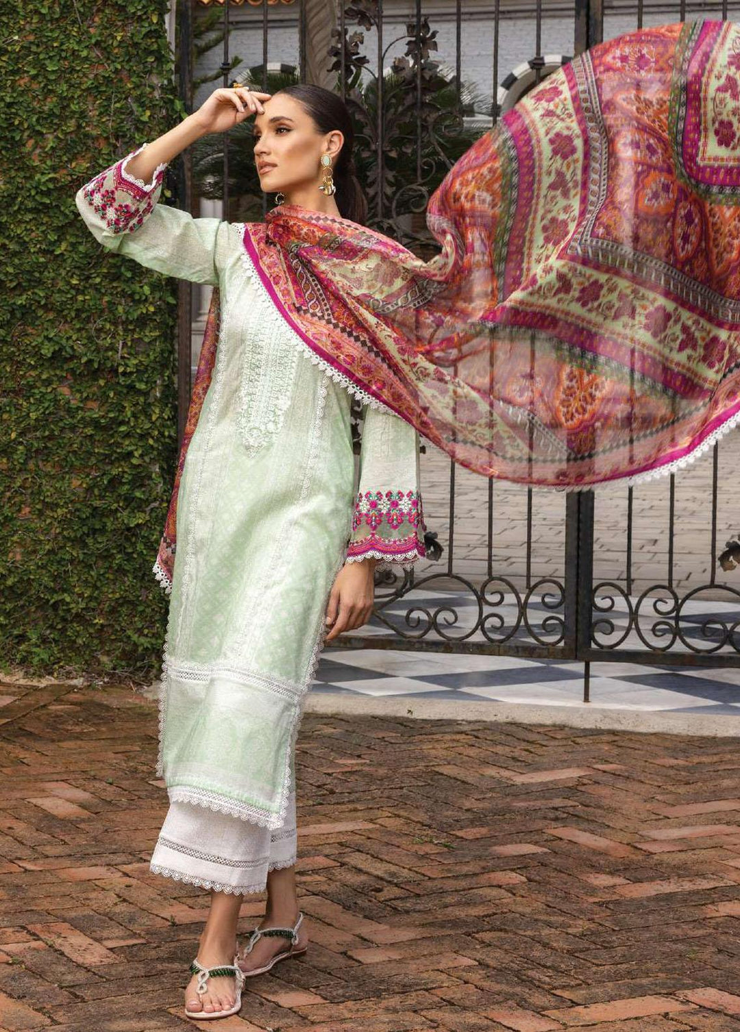 Tahra By Zainab Chottani Embroidered Lawn Suits Unstitched 3 Piece TZC23L Coraline 7A - Summer Collection