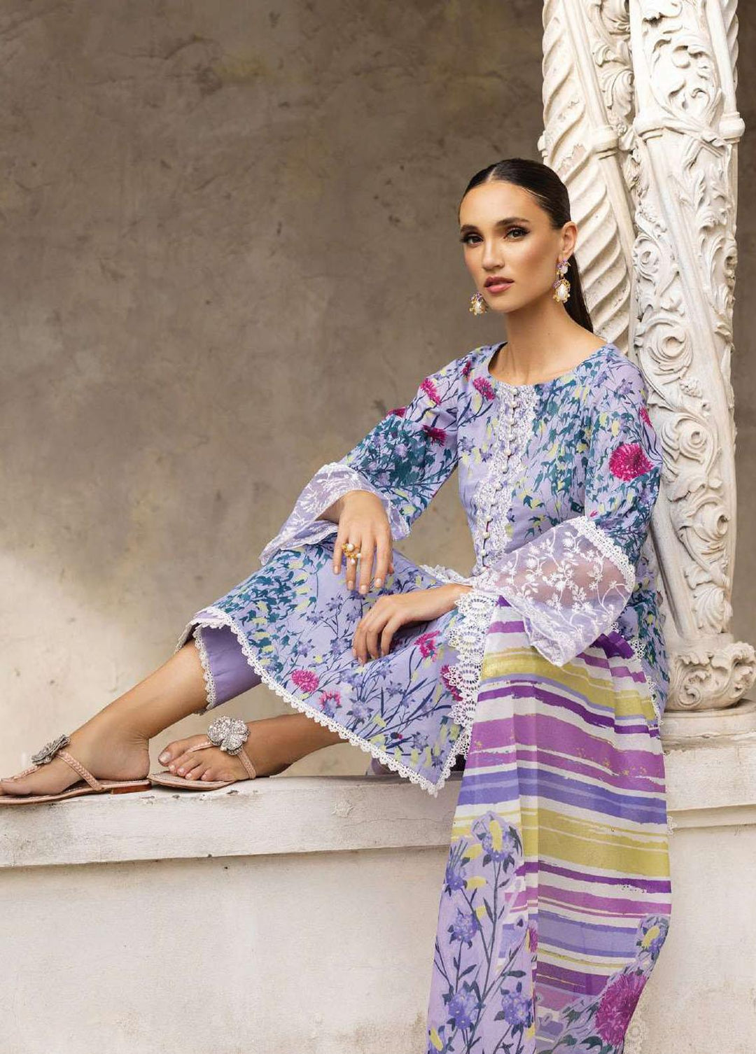 Tahra By Zainab Chottani Embroidered Lawn Suits Unstitched 3 Piece TZC23L Frosty Orchid 10B - Summer Collection