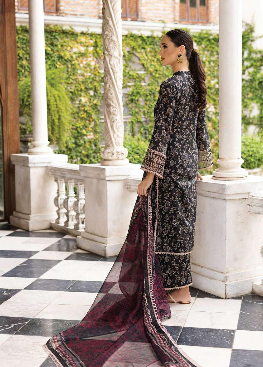 Tahra By Zainab Chottani Embroidered Lawn Suits Unstitched 3 Piece TZC23L Onyx Aura 6A - Summer Collection