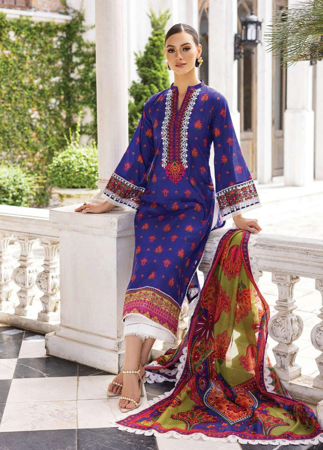 Tahra By Zainab Chottani Embroidered Lawn Suits Unstitched 3 Piece TZC23L Whipsy Lush 8A - Summer Collection