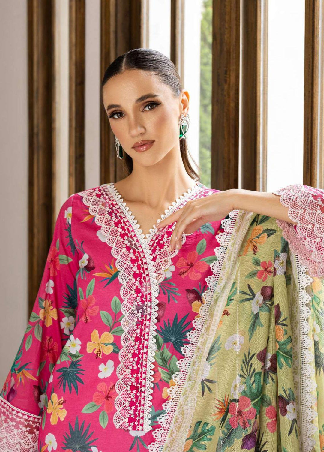 Tahra By Zainab Chottani Embroidered Lawn Suits Unstitched 3 Piece TZC23L Wild Blossom 2B - Summer Collection