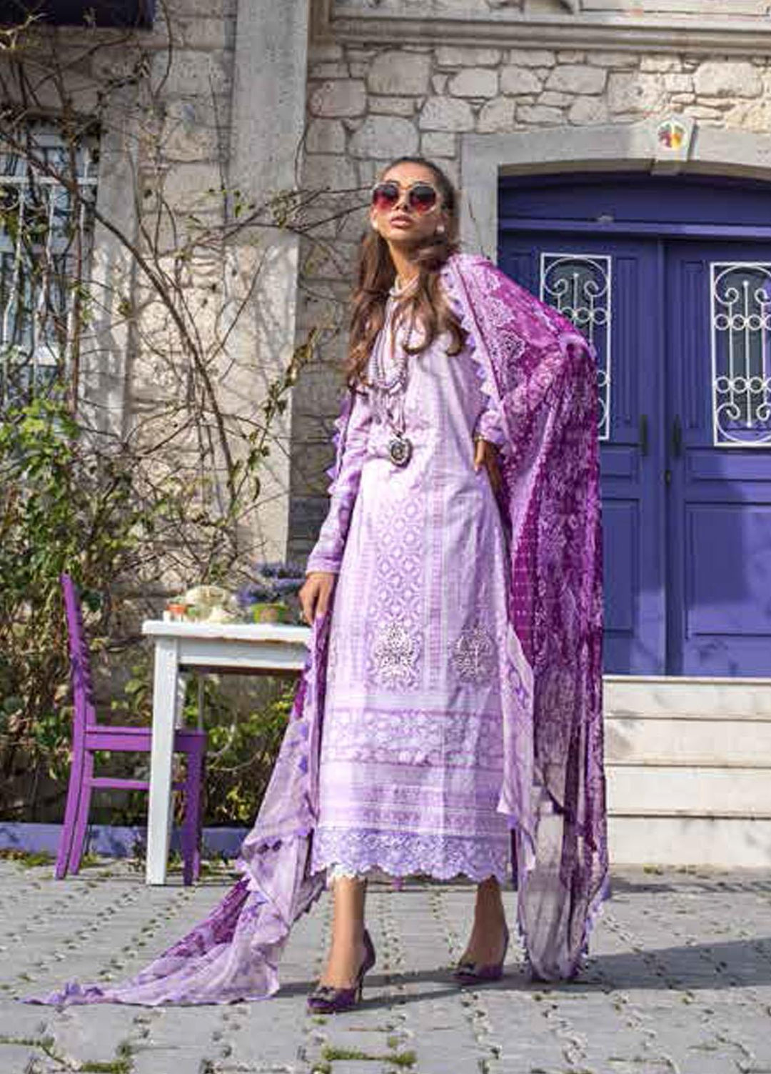 Tahra by Zainab Chottani Embroidered Lawn Suits Unstitched 3 Piece TZC21L 1B SUMMER FIZZ - Summer Collection
