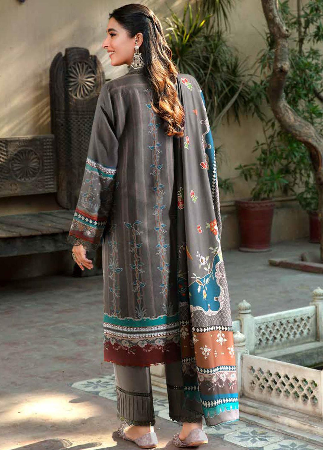 Tassawur By Florent Embroidered Karandi Suits Unstitched 3 Piece FL23T FL-7B - Winter Collection