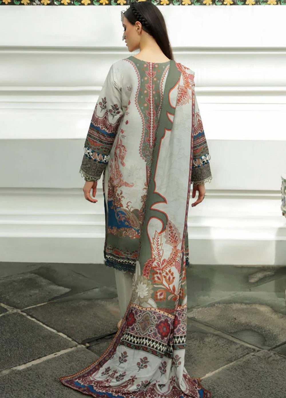 Tassawur By Florent Embroidered Karandi Suits Unstitched 3 Piece FL22T FL-1B - Winter Collection