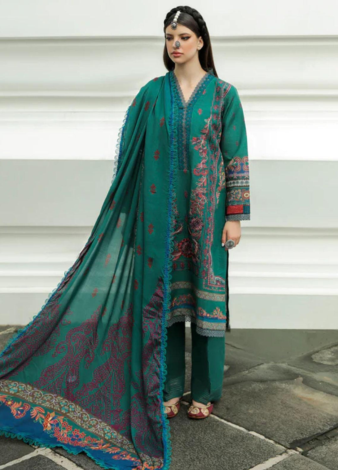 Tassawur By Florent Embroidered Karandi Suits Unstitched 3 Piece FL22T FL-2A - Winter Collection