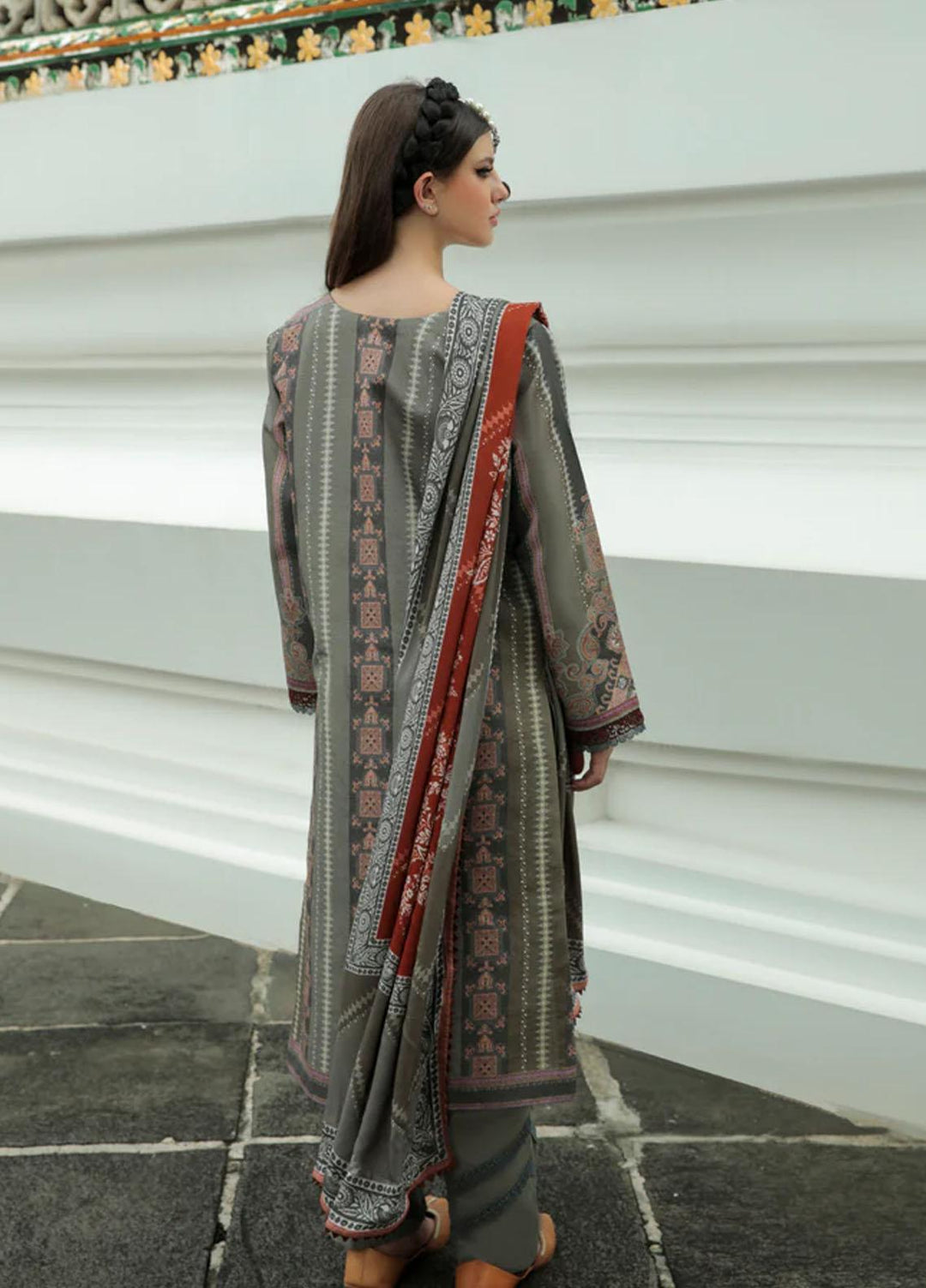 Tassawur By Florent Embroidered Karandi Suits Unstitched 3 Piece FL22T FL-3A - Winter Collection