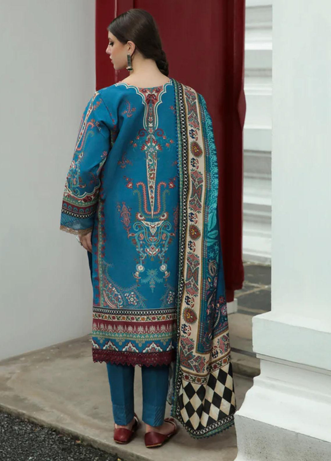 Tassawur By Florent Embroidered Karandi Suits Unstitched 3 Piece FL22T FL-8A - Winter Collection
