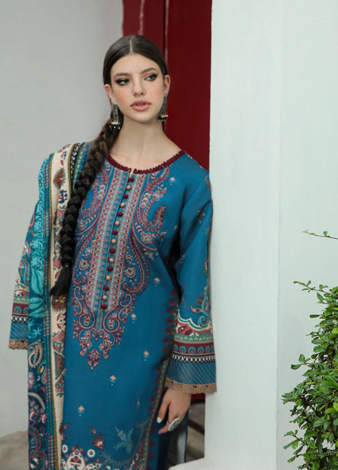 Tassawur By Florent Embroidered Karandi Suits Unstitched 3 Piece FL22T FL-8A - Winter Collection