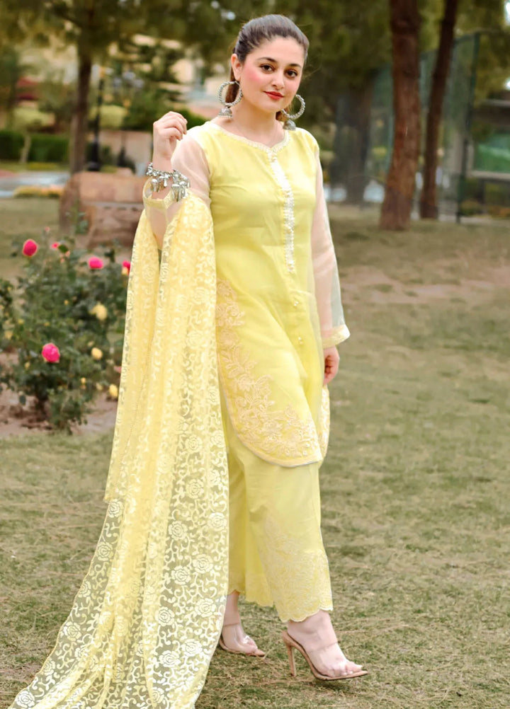 Tassawur Pret Embellished Organza Cotton 3 Piece Suit Classic Tuscany