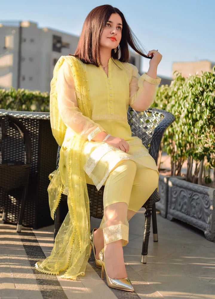 Tassawur Pret Embellished Organza Cotton 3 Piece Suit Topaaz Breeze