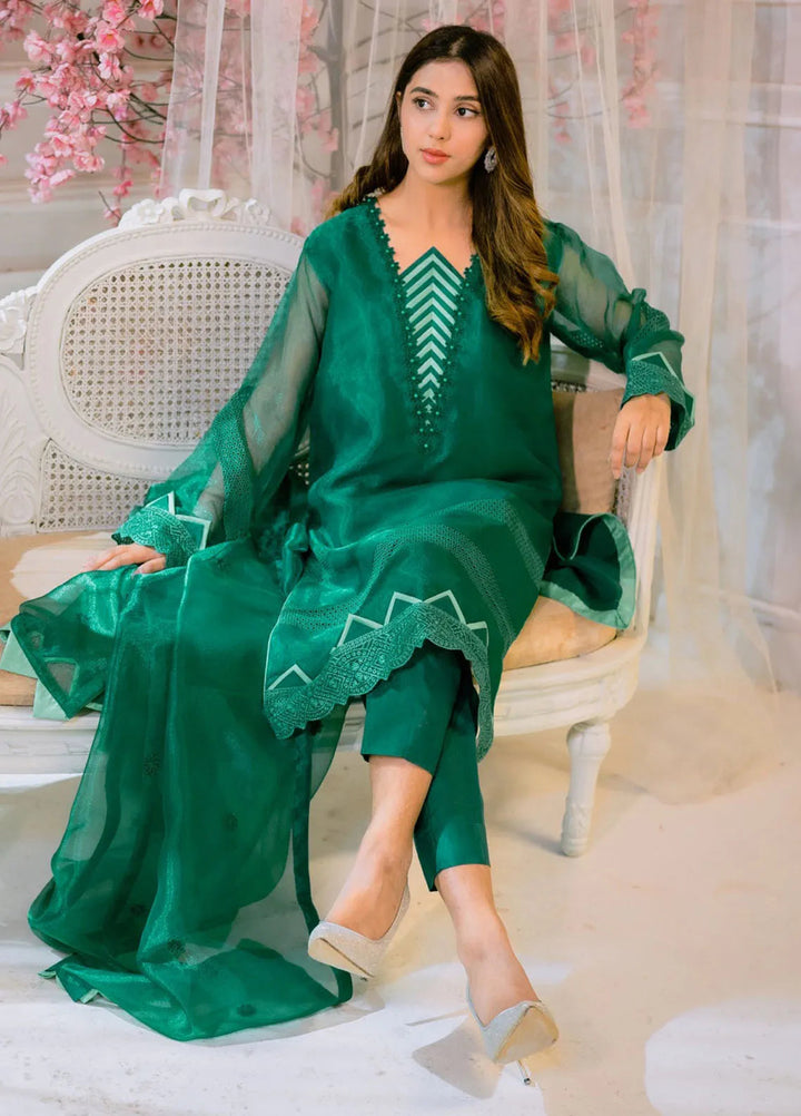 Tassawur Pret Embellished Organza Silk 3 Piece Suit Monarch Green