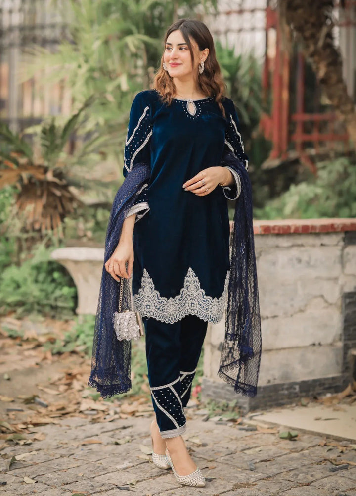 Tassawur Pret Embroidered Velvet 3 Piece Suit Dusk Carolina