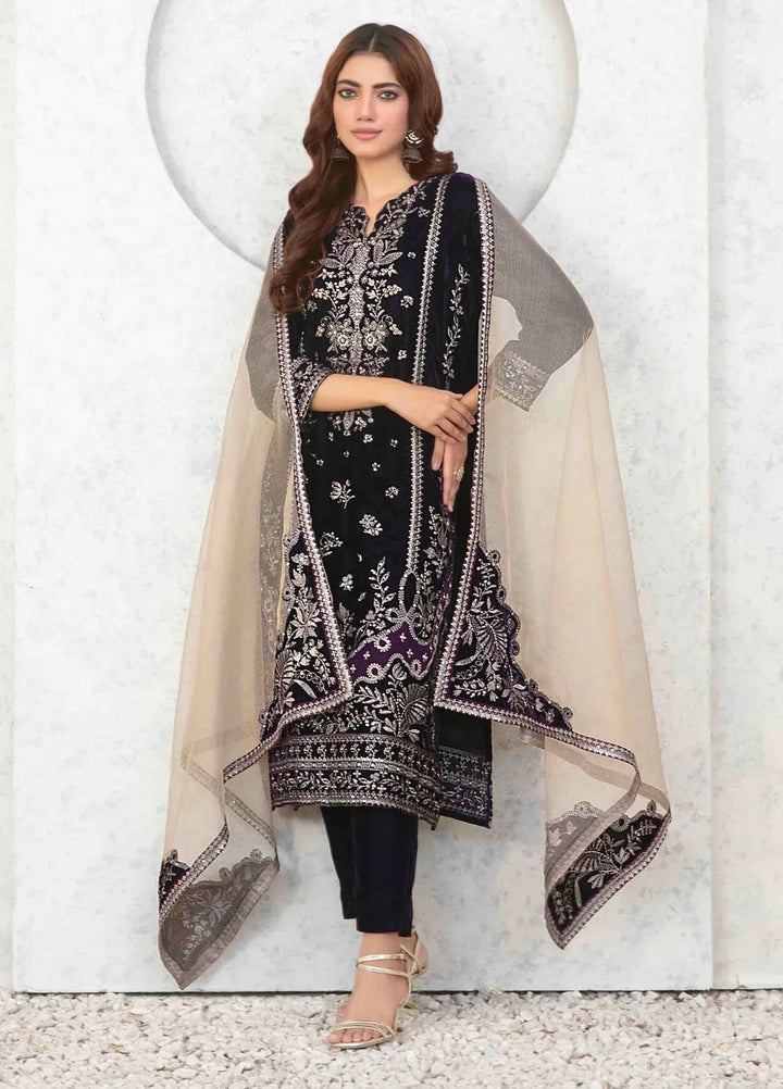 Tawakkal Fabrics Embroidered Velvet Suits Unstitched 3 Piece TWF24R D-4037 - Festive Collection