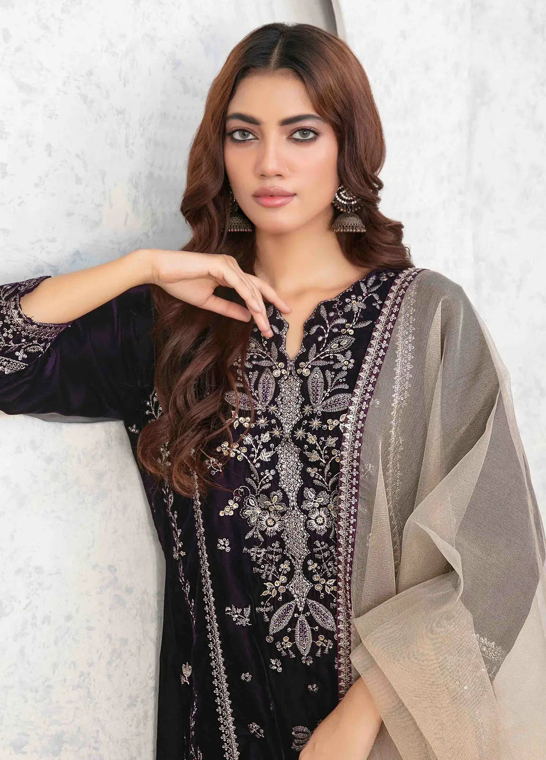 Tawakkal Fabrics Embroidered Velvet Suits Unstitched 3 Piece TWF24R D-4037 - Festive Collection