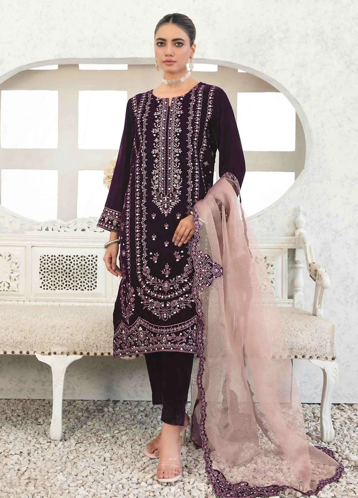 Tawakkal Fabrics Embroidered Velvet Suits Unstitched 3 Piece TWF24R D-4039 - Festive Collection