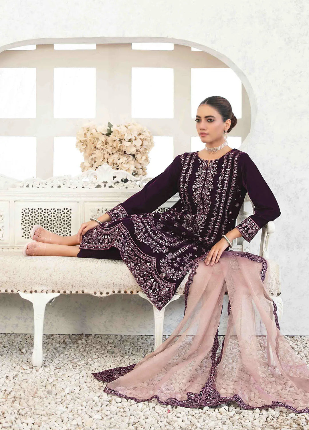 Tawakkal Fabrics Embroidered Velvet Suits Unstitched 3 Piece TWF24R D-4039 - Festive Collection