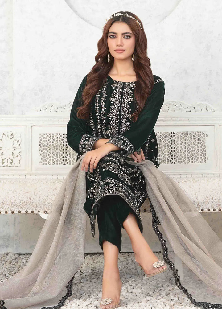 Tawakkal Fabrics Embroidered Velvet Suits Unstitched 3 Piece TWF24R D-4042 - Festive Collection