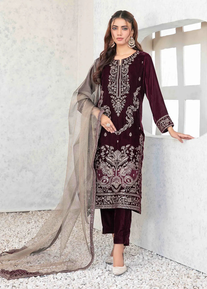 Tawakkal Fabrics Embroidered Velvet Suits Unstitched 3 Piece TWF24R D-4044 - Festive Collection