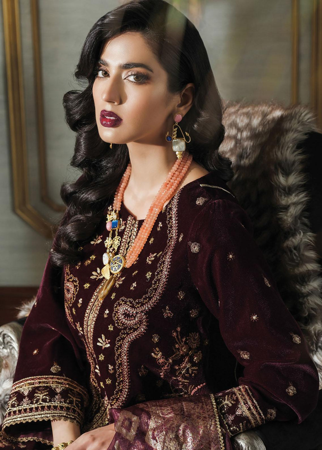 Tehwaar By Rang Rasiya Embroidered Velvet Suits Unstitched 3 Piece RR22T D-04 Meher-un-Nisa - Luxury Collection