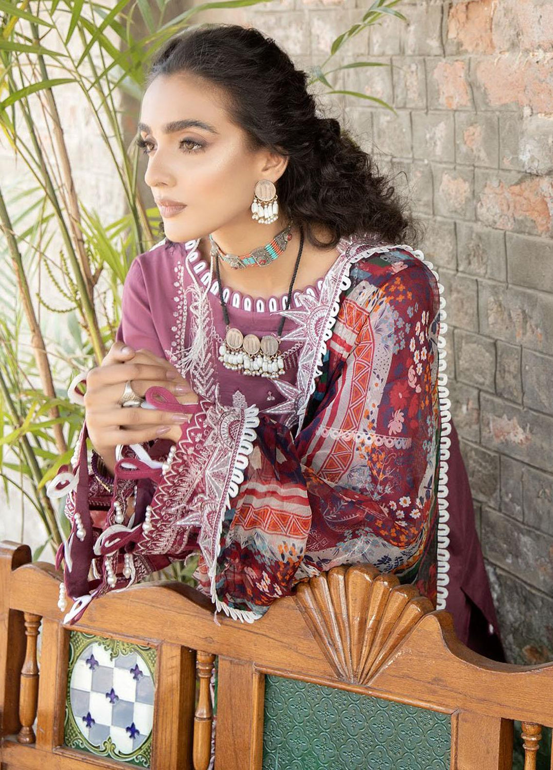Tehzeeb By Riaz Arts Embroidered Lawn Suits Unstitched 3 Piece RA23T TL-40 - Summer Collection