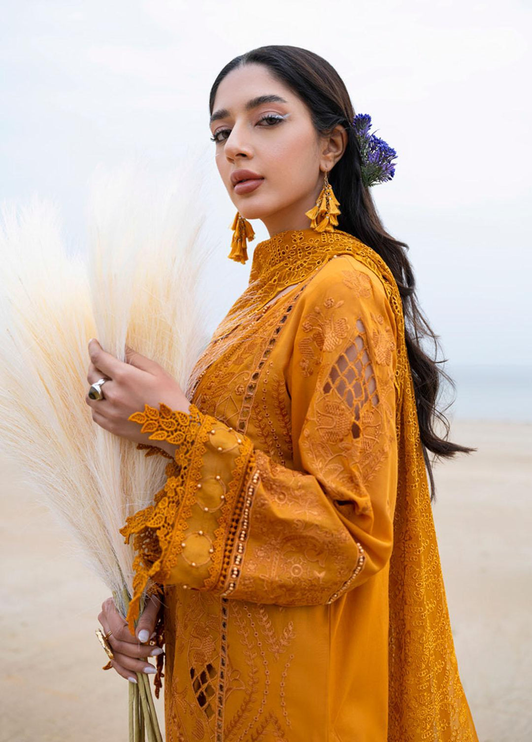 Tere Sang By Nureh Embroidered Lawn Suits Unstitched 3 Piece NU23TS NSL-06 - Summer Collection