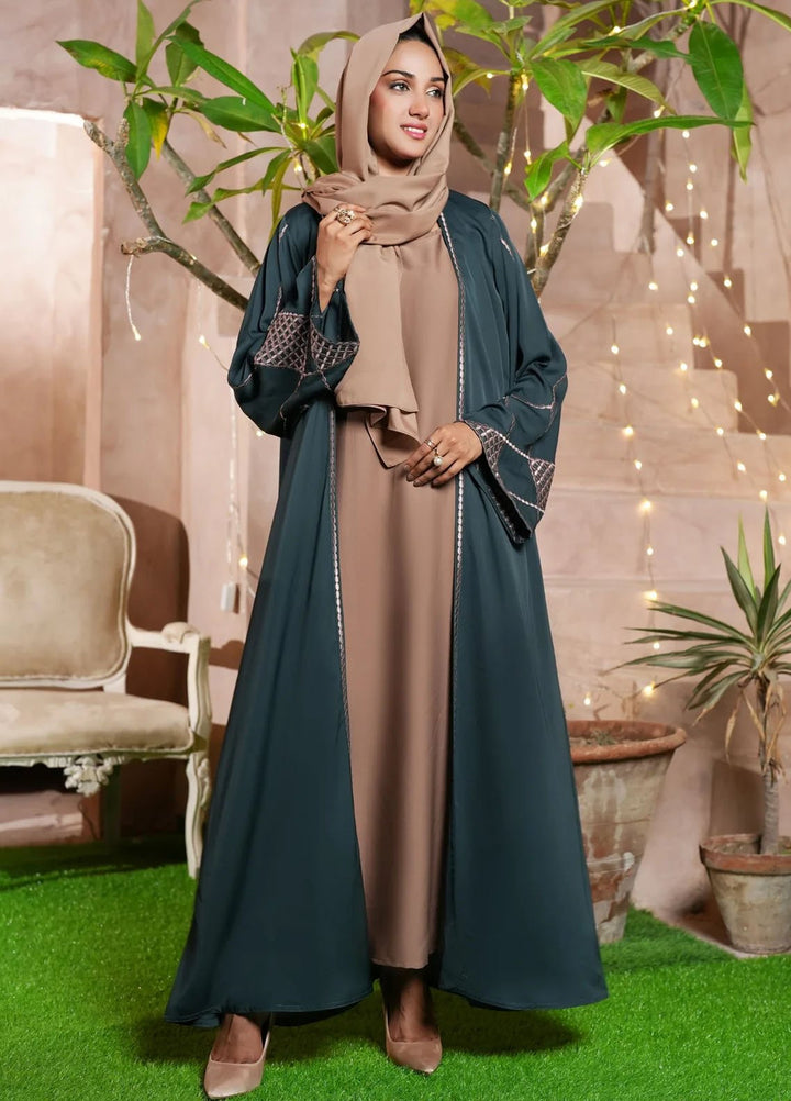 TGM Pret Embroidered Nidha Abaya Nazli