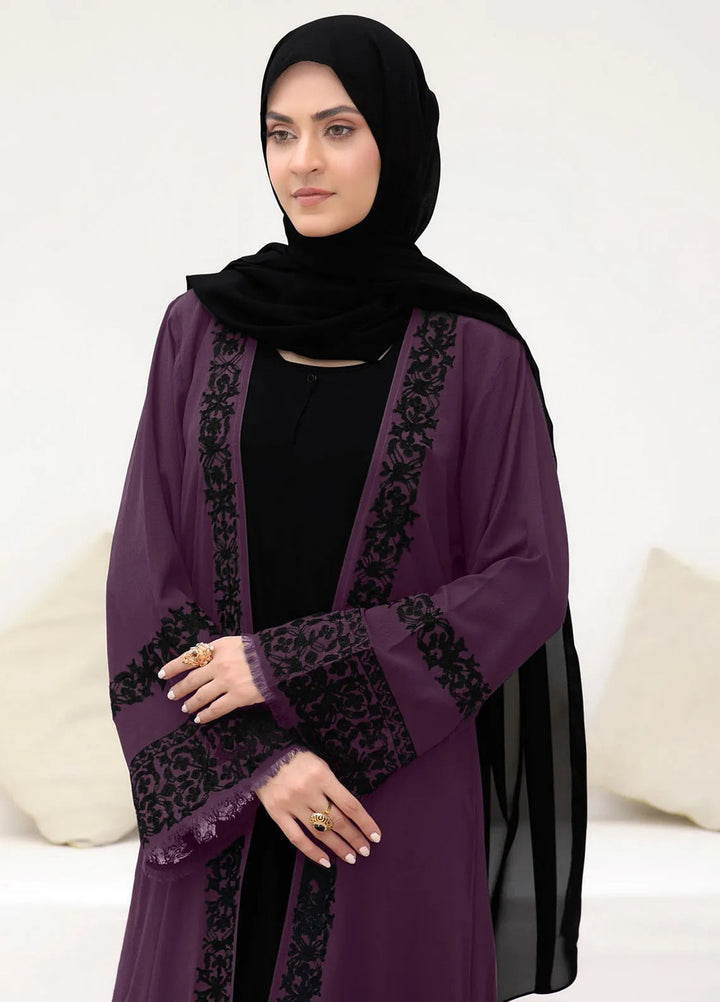 TGM Pret Embroidered Nidha Abaya Omera