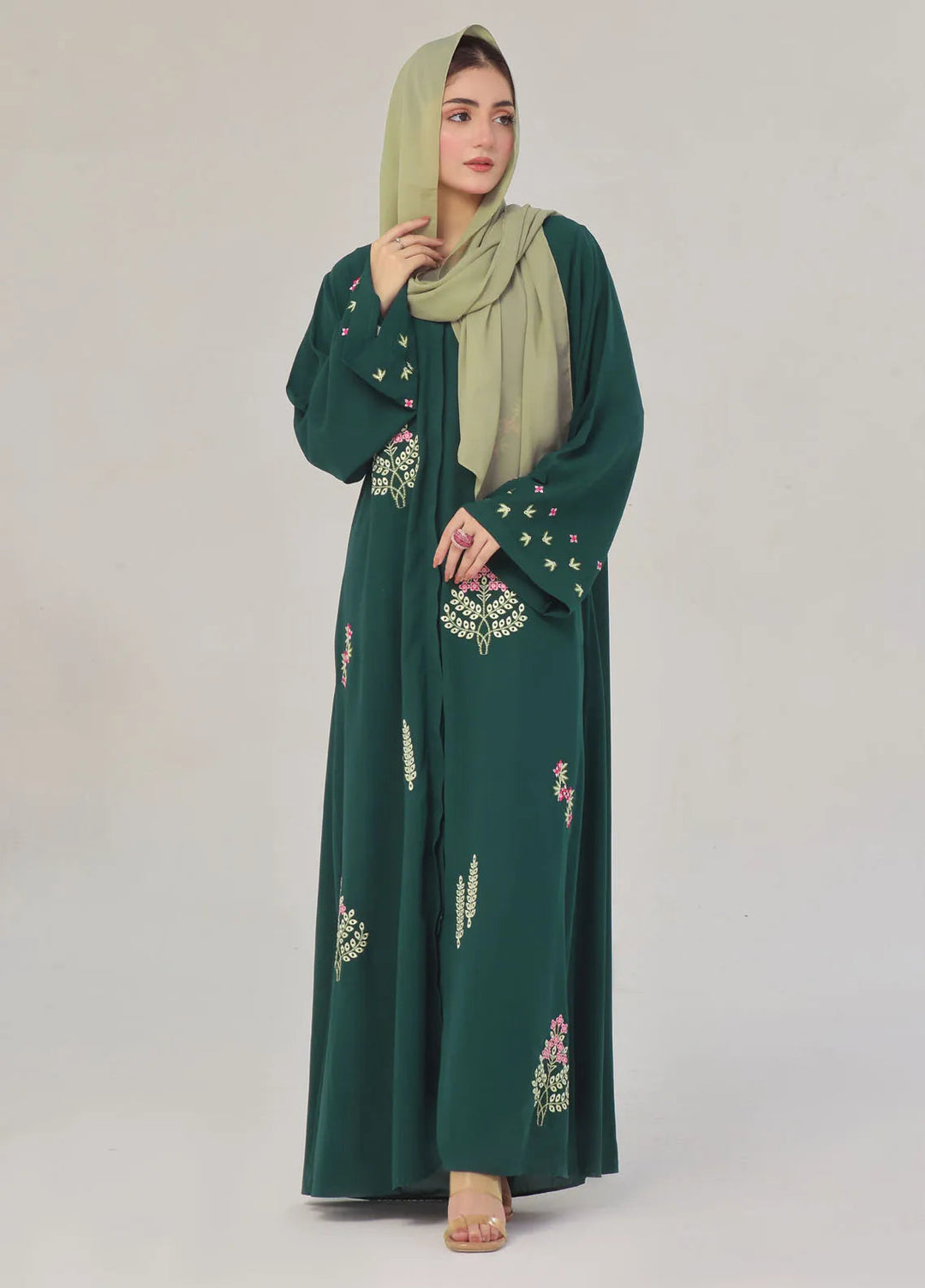 TGM Pret Embroidered Nidha Abaya Ushna
