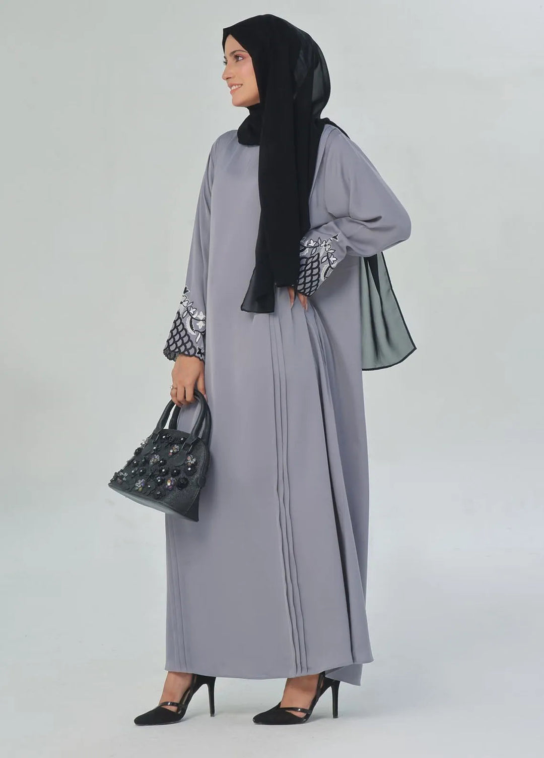 TGM Pret Embroidered Nidha Abaya Zariyah
