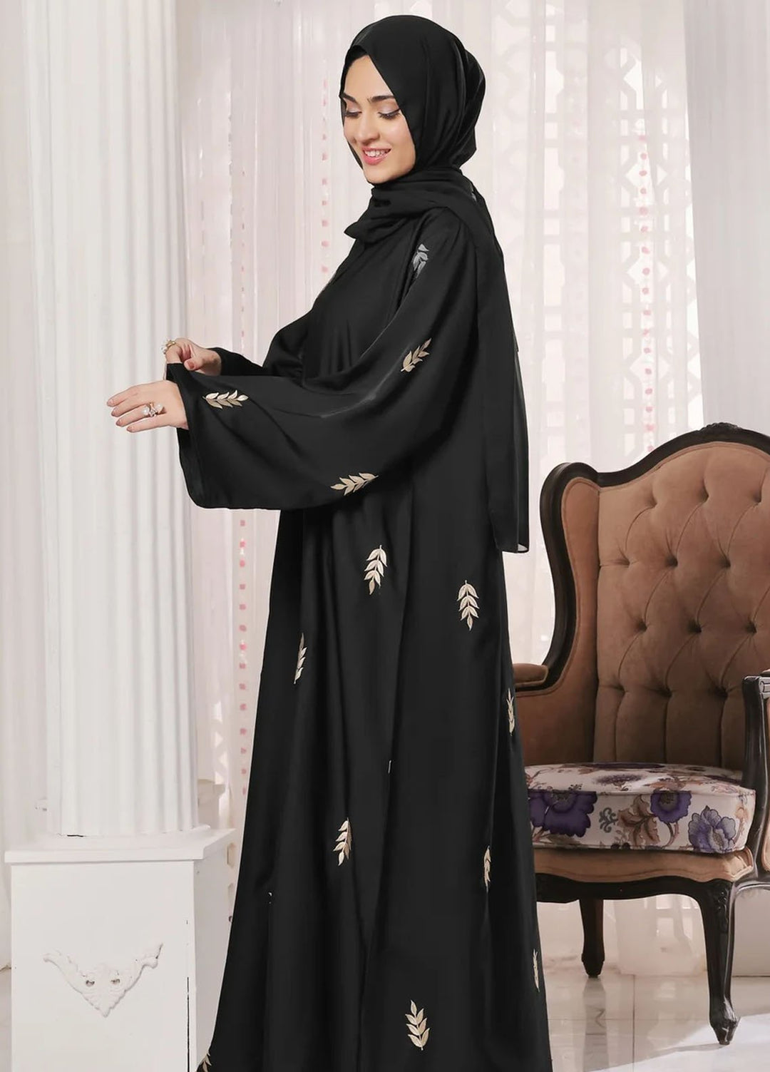TGM Pret Embroidered Nidha Abaya Zohra Black
