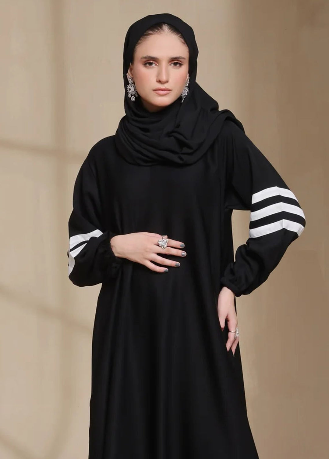 TGM Pret Plain Nidha Abaya Blaze Black